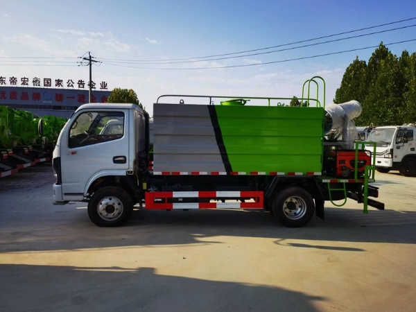 7立方藍(lán)牌灑水車